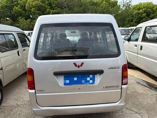 WULING Sunshine Модель 2020 года 1.2L Van transporter Practical 5 seat LSI – фото 6