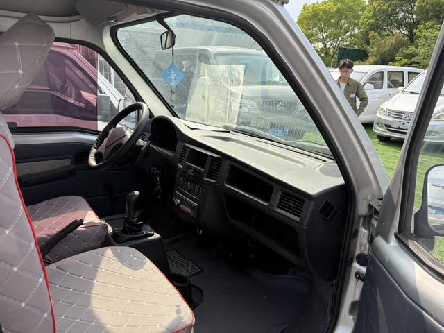 WULING Sunshine Модель 2020 года 1.2L Van transporter Practical 5 seat LSI – фото 10