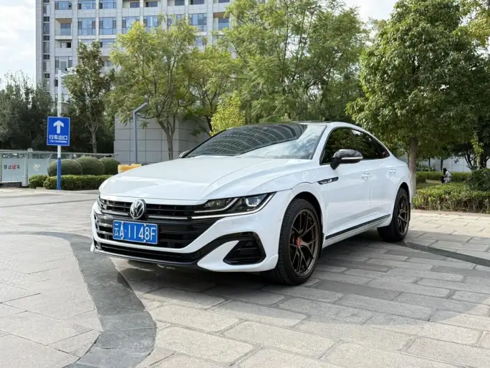 Volkswagen CC 2021 Model 380TSI Eye-catching version – фото 1