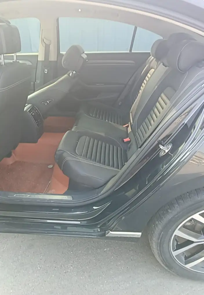 Volkswagen Magotan 2020 Model 330TSI DSG Leading Model – фото 8