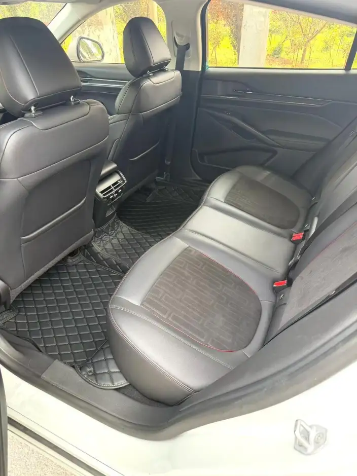 Ford Mondeo 2023 Model EcoBoost 180 Luxury Model – фото 9