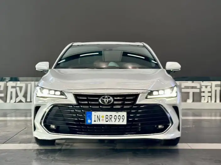 Toyota Avalon 2022 Model 2.0L Deluxe Edition – фото 2