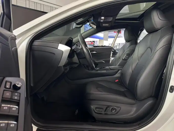 Toyota Avalon 2022 Model 2.0L Deluxe Edition – фото 8