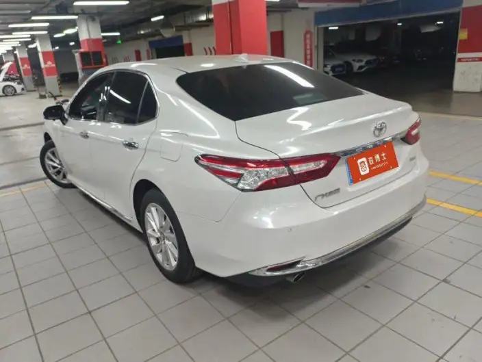Toyota Camry 2023 Model 2.0G Deluxe Edition – фото 3