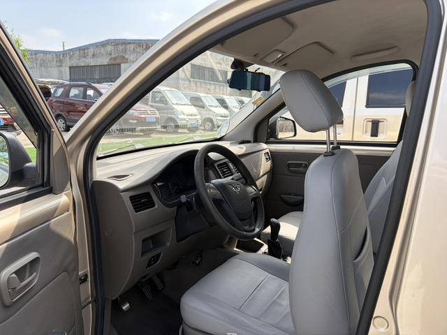 Wuling Rongguang V 2016 модификация 1.5L Standard type – фото 10