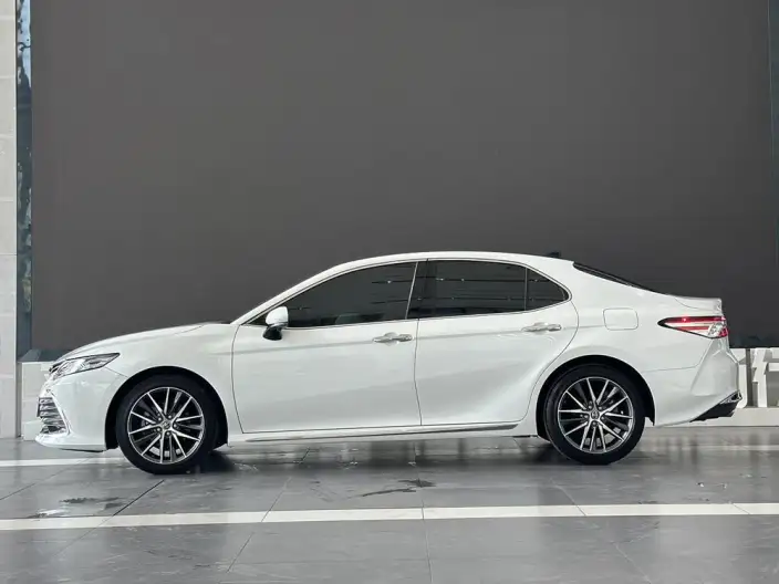 Toyota Camry 2023 Model 2.5G Deluxe Edition – фото 4