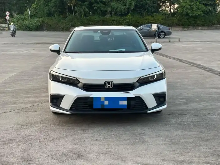 Honda Civic 2023 Model 240TURBO CVT Momentum Edition – фото 2