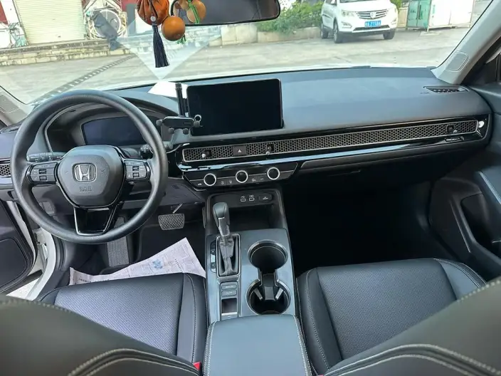 Honda Civic 2023 Model 240TURBO CVT Momentum Edition – фото 7
