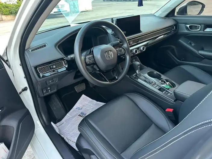 Honda Civic 2023 Model 240TURBO CVT Momentum Edition – фото 8
