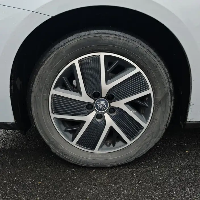 QinL DM 2024 Model DM-i 120KM Leading Model – фото 6