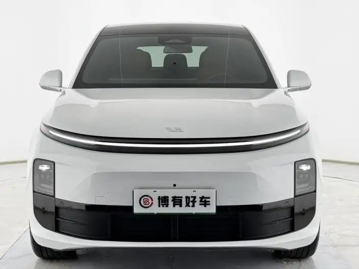 Li Auto L6 2024 Model Pro Edition – фото 2