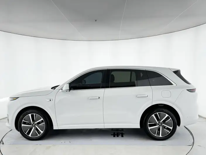 Li Auto L6 2024 Model Pro Edition – фото 4