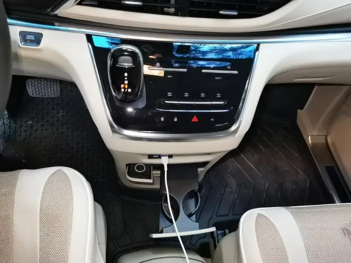 Buick GL8 2023 Model Business class 2.0T Luxury Model – фото 9