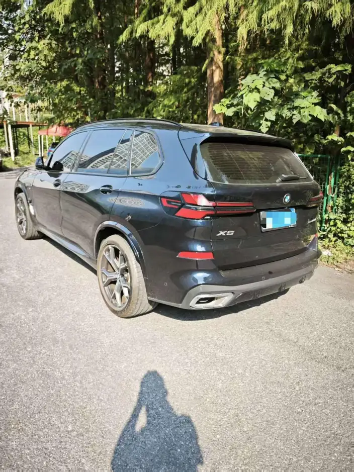 BMW X5 2023 Model xDrive30Li Exclusive Model M Sports Night Set – фото 4