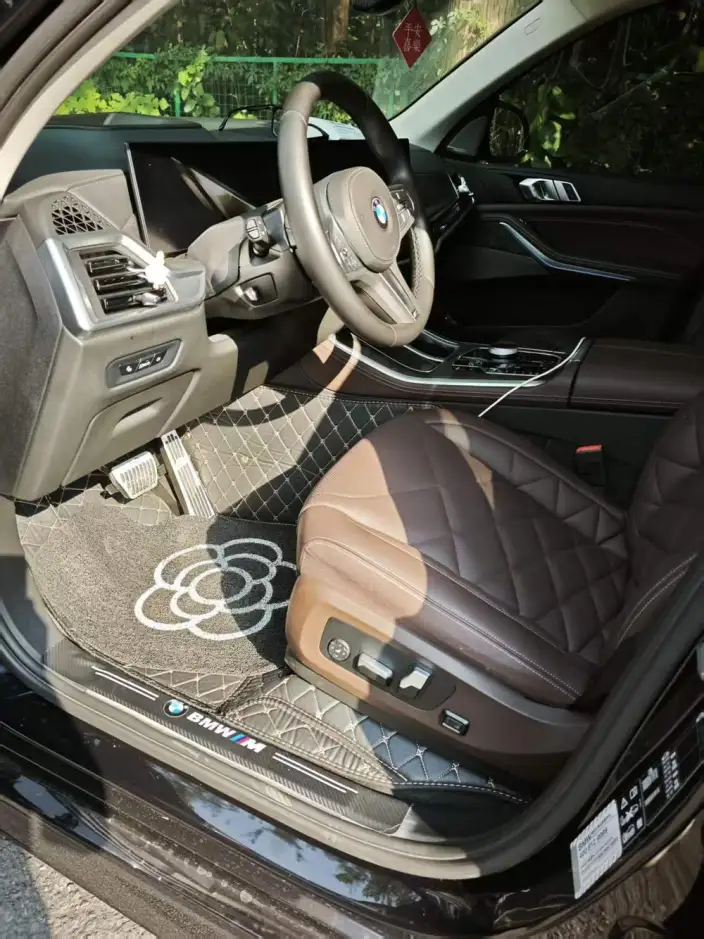 BMW X5 2023 Model xDrive30Li Exclusive Model M Sports Night Set – фото 6