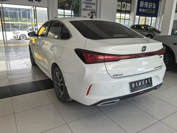 Changan Eado 2023 Model PLUS Changxiang Edition Blue whale NE 1.4T GDI DCT Noble Model – фото 4