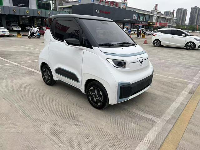 Wuling Nano EV 2021 Passion Edition – фото 3