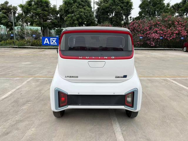 Wuling Nano EV 2021 Passion Edition – фото 8