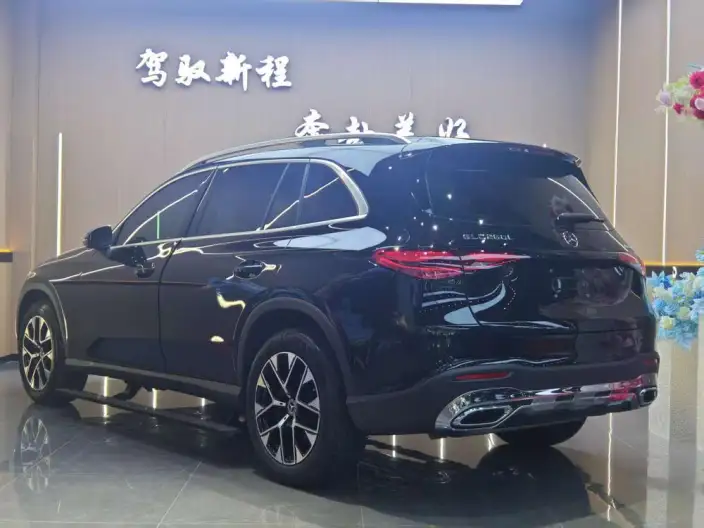 Mercedes-Benz GLC 2023 Model GLC 260 L 4MATIC Dynamic Model 5 seat – фото 4