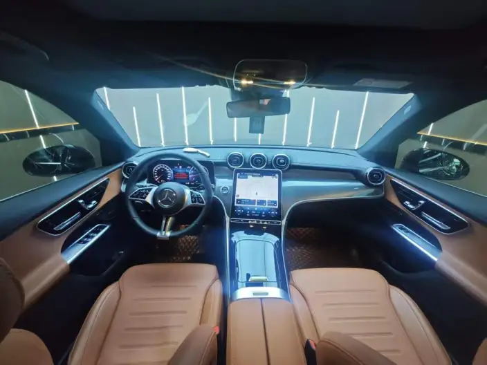 Mercedes-Benz GLC 2023 Model GLC 260 L 4MATIC Dynamic Model 5 seat – фото 7