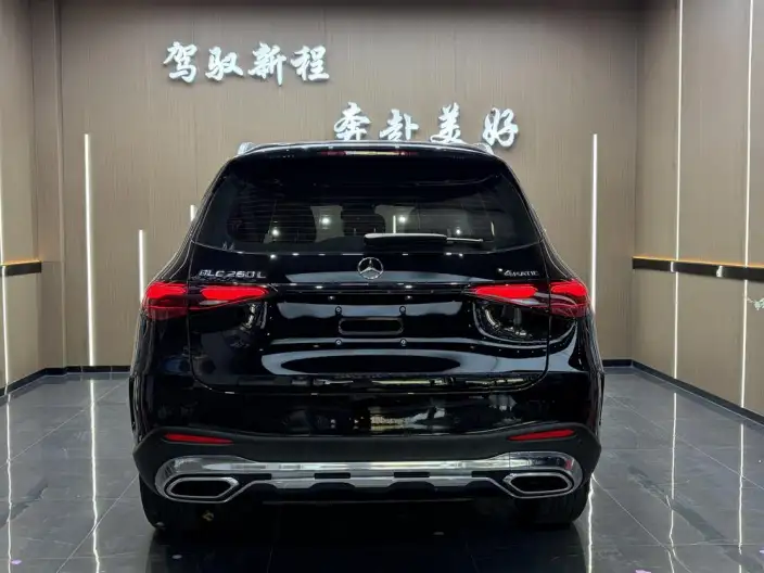 Mercedes-Benz GLC 2023 Model GLC 260 L 4MATIC Luxury Model 5 seat – фото 5
