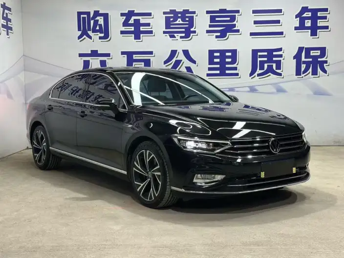 Volkswagen Magotan 2020 Model 330TSI DSG Luxury Model – фото 3