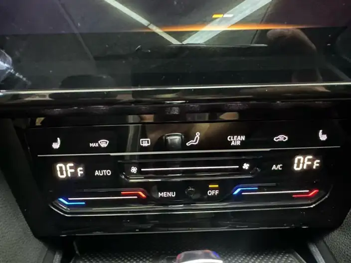 Volkswagen Magotan 2020 Model 330TSI DSG Luxury Model – фото 9