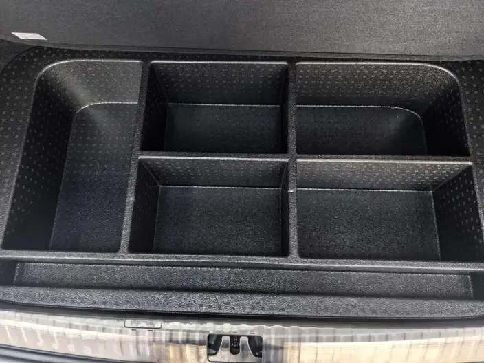 L EV C L380 2024 Model 140kWh 6 seat 4WD Ultra – фото 9