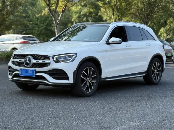 Mercedes-Benz GLC 2022 Model Facelift GLC 260 L 4MATIC Luxury Model – фото 1