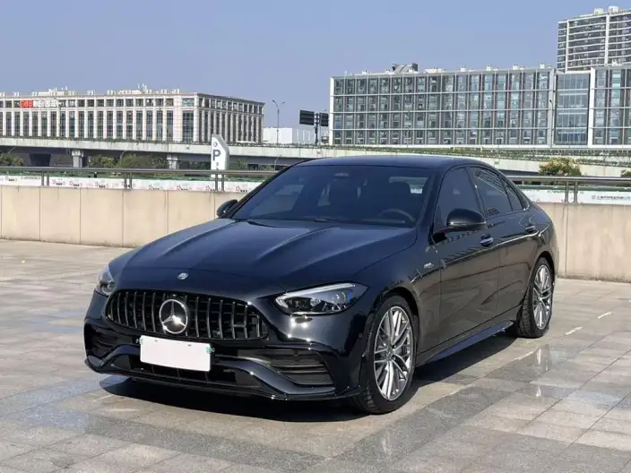 Mercedes-Benz C-Class AMG 2026 Model AMG C 43 4MATIC – фото 1