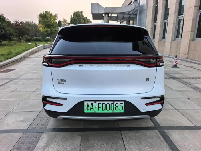 BYD Tang DM 2021 Model DM-i 1.5T 112KM Noble Model – фото 5
