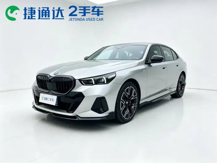 BMW 5 Series 2024 Model 530Li Exclusive Model M Sports Set – фото 1