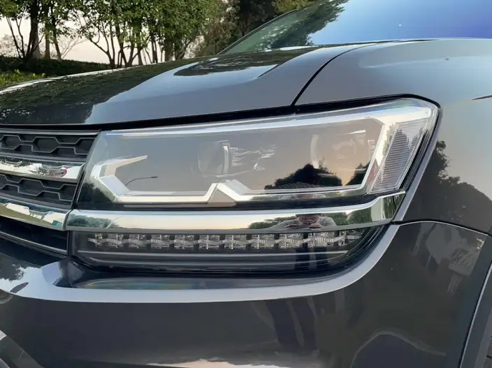 Volkswagen Tharu 2022 Model 280TSI 2WD Deluxe Edition – фото 9