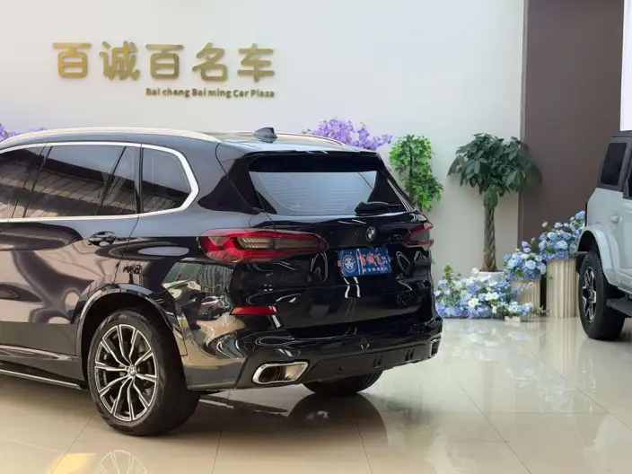 BMW X5 2022 Model Facelift xDrive 30Li Exclusive Model M Sports Set – фото 5
