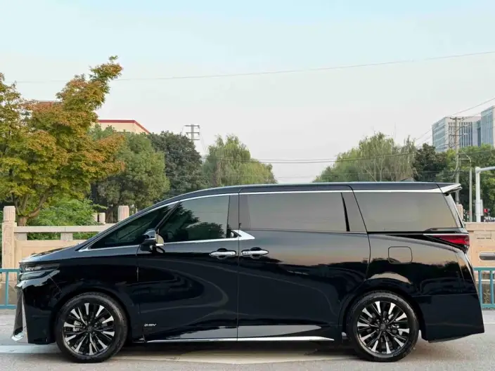 Vellfire 2023 Model Toyota Crown 2.5L Intelligent Hybrid 4WD Supreme Executive Edition – фото 3