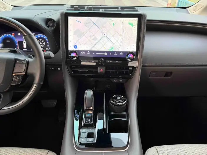Vellfire 2023 Model Toyota Crown 2.5L Intelligent Hybrid 4WD Supreme Executive Edition – фото 9
