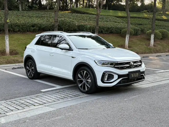 Volkswagen T-Roc 2024 Model 300TSI DSG Starlight Edition – фото 3