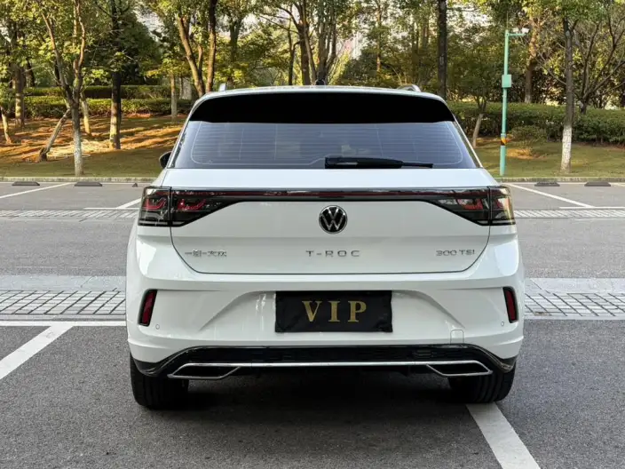 Volkswagen T-Roc 2024 Model 300TSI DSG Starlight Edition – фото 5
