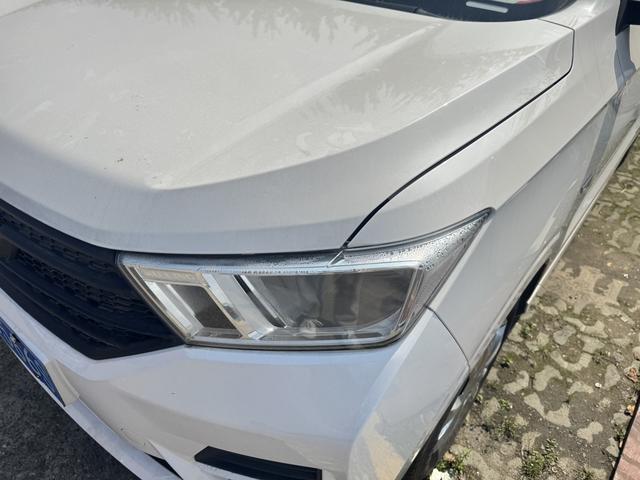 Wuling Hongguang Модель 2021 года 1.5L S Manual Com f ort