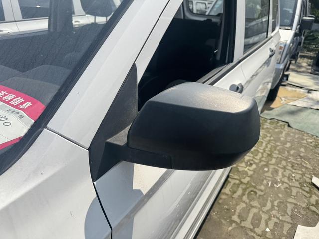 Wuling Hongguang Модель 2021 года 1.5L S Manual Com f ort