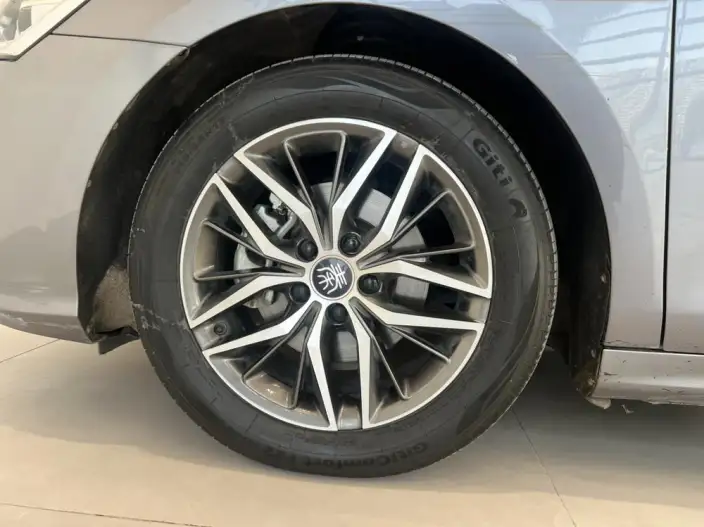 BYD Qin PLUS DM 2021 Model DM-i 55KM Flagship Model – фото 7