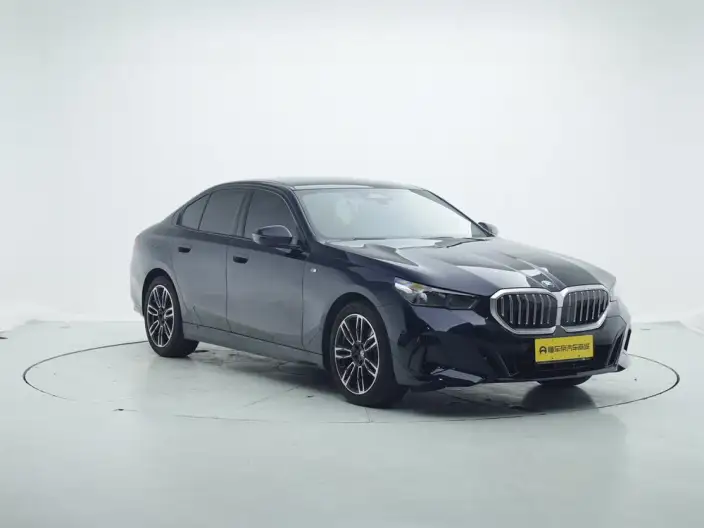 BMW 5 Series Imported 2024 Model 525i M Sports Set – фото 3