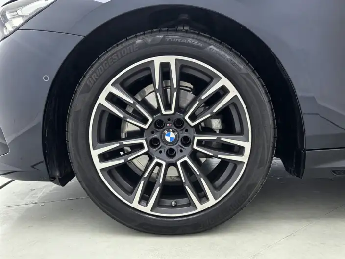 BMW 5 Series Imported 2024 Model 525i M Sports Set – фото 9