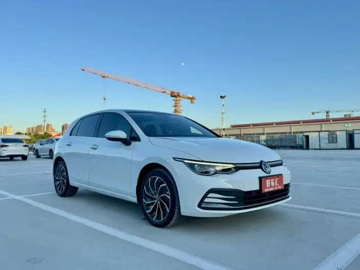 Volkswagen Golf 2021 Model 280TSI DSG 30th Anniversary Memorial Edition – фото 3