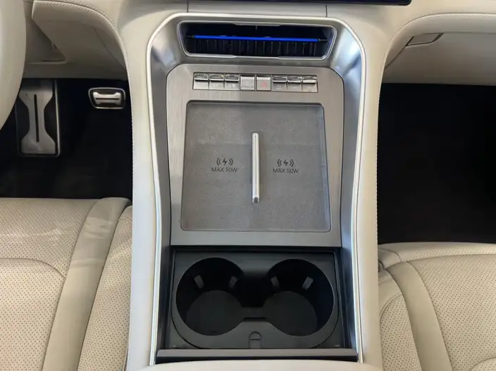 DENZA N9 DM 2025 Model Flagship Model – фото 7