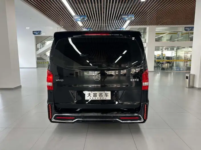 Viano 2023 Model 2.0T Business Edition 7 seat – фото 5