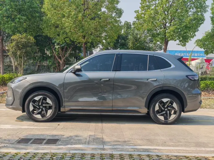 Geely Galaxy E5 2026 Model 610km Tiggo + Edition – фото 4