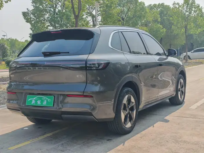 Geely Galaxy E5 2026 Model 610km Tiggo + Edition – фото 7
