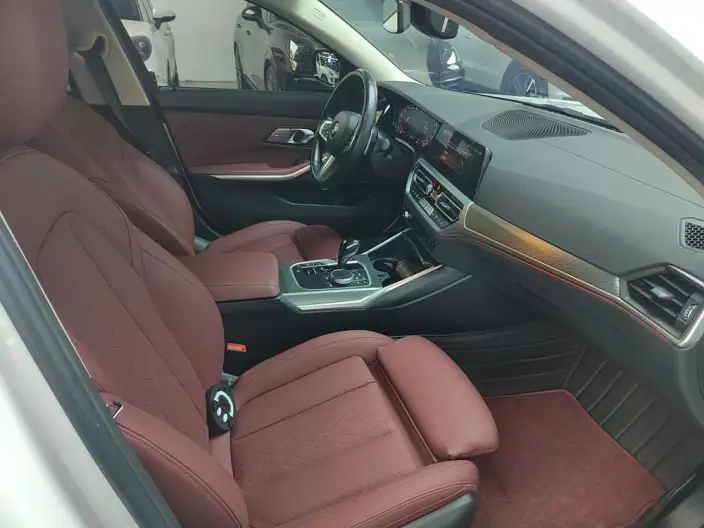 BMW 3 Series 2022 Model 325Li M Sports Set – фото 8