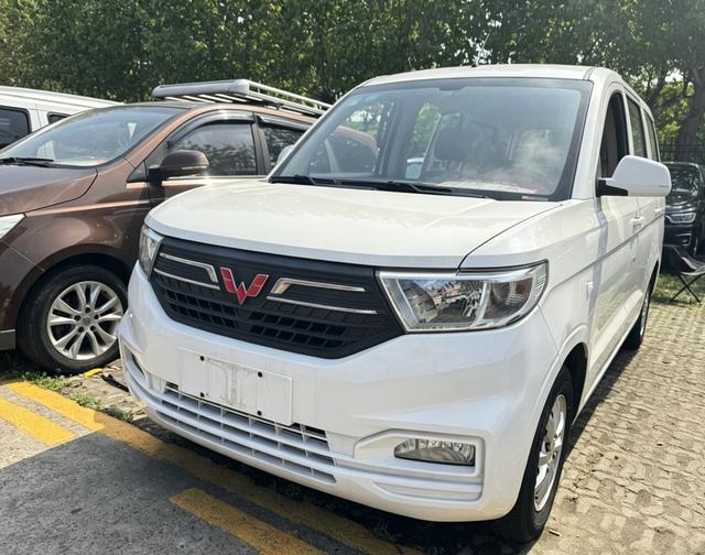 Wuling Hongguang V 2019 1.5L Standard China VI LAR